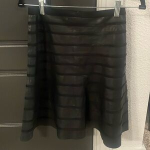 Women’s Herve Leger AMALIA skirt size small 100% lamb leather